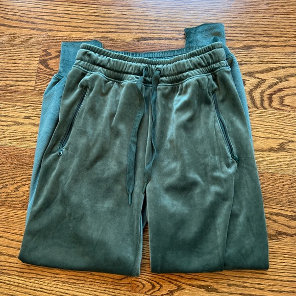 Velour sweatpants - Picture 2 of 3